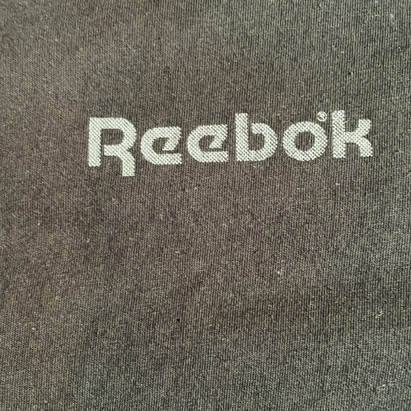 Reebok Tshirt - Picture 4 of 5